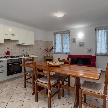 Casa Stablum Lägenhet Malè Exteriör bild