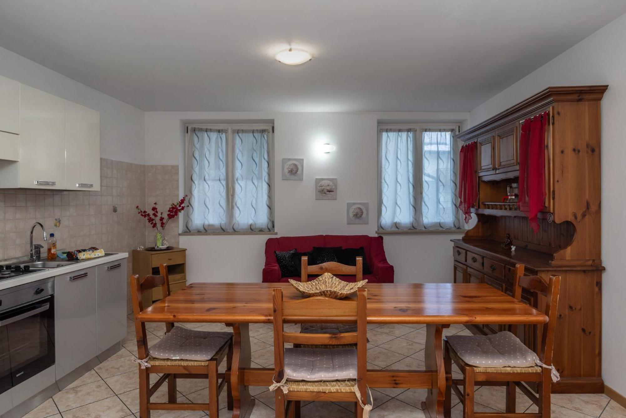Casa Stablum Lägenhet Malè Exteriör bild