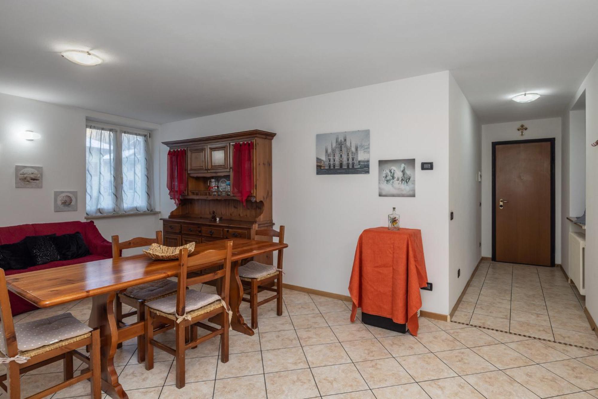 Casa Stablum Lägenhet Malè Exteriör bild